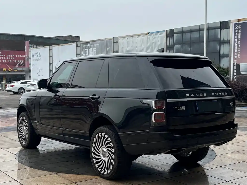 Land Rover Range Rover 2019 — фото 20