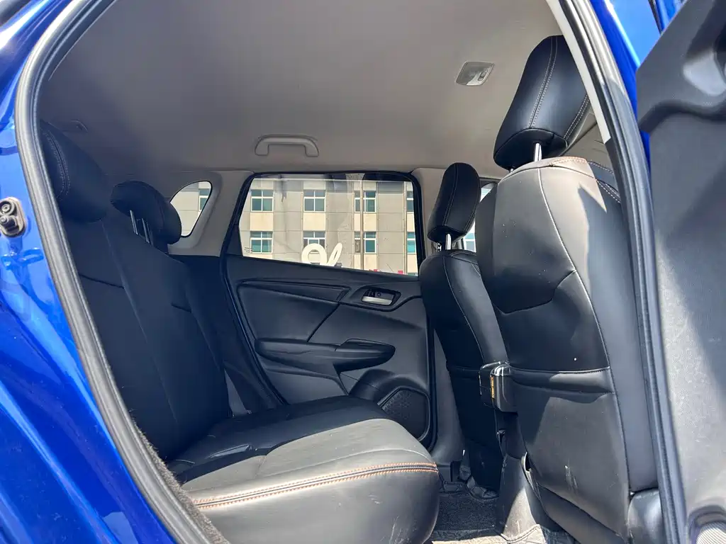 Honda Fit 2016 — фото 20