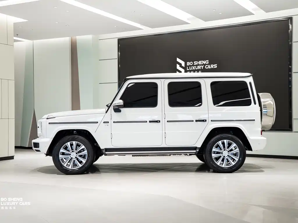 Mercedes-Benz G-Class 2023 — фото 3