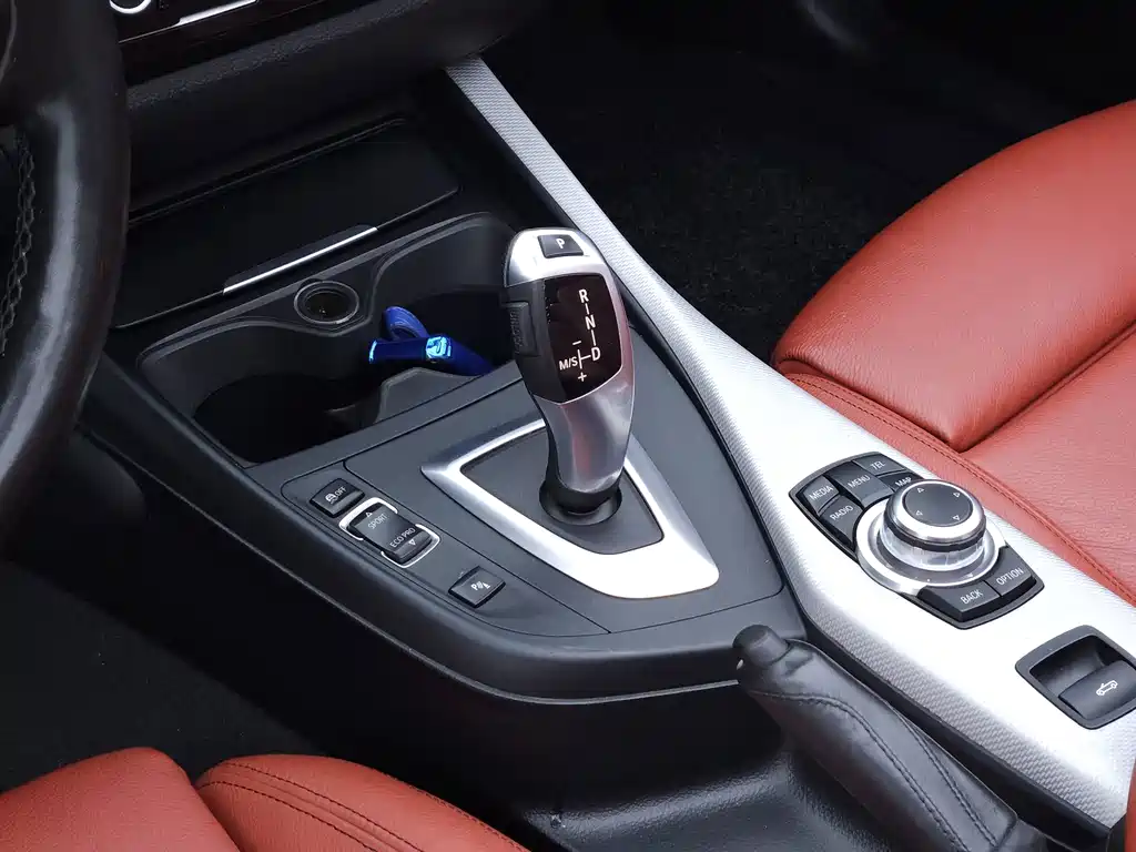 BMW 2 Series 2017 — фото 11