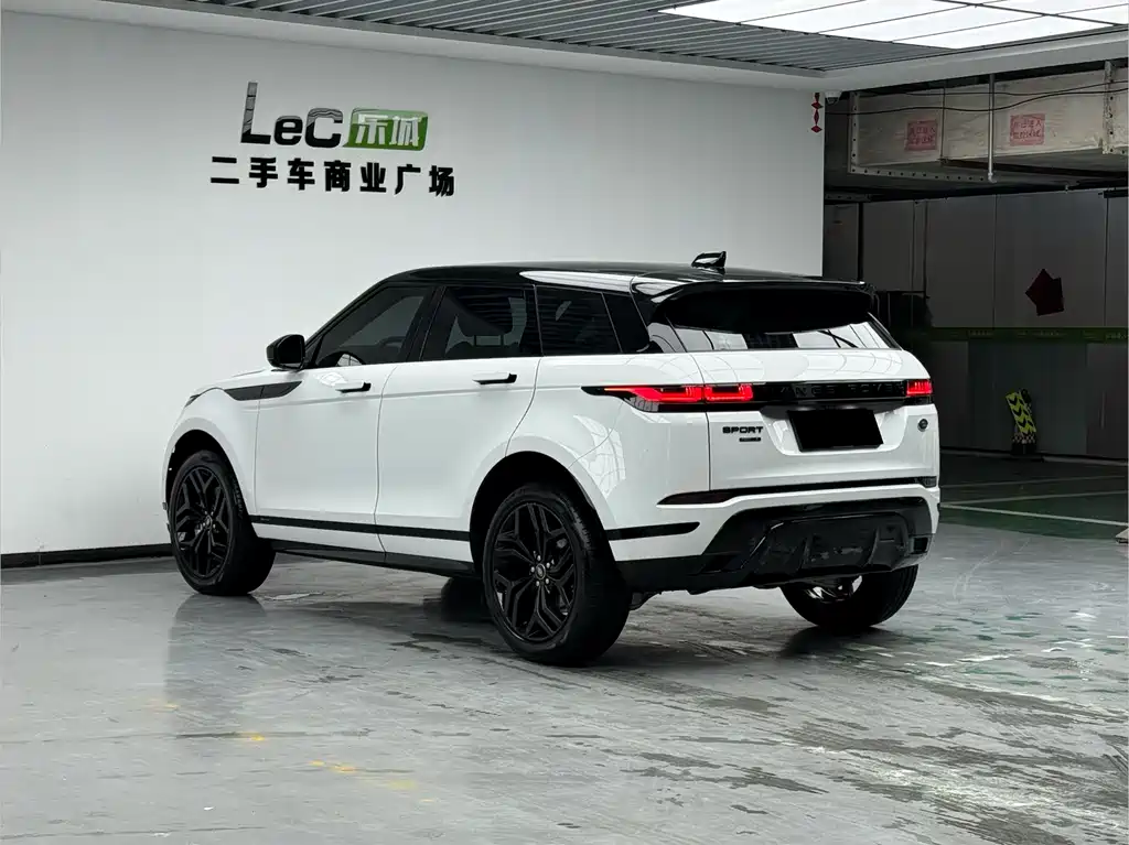 Land Rover Evoque 2021 — фото 6