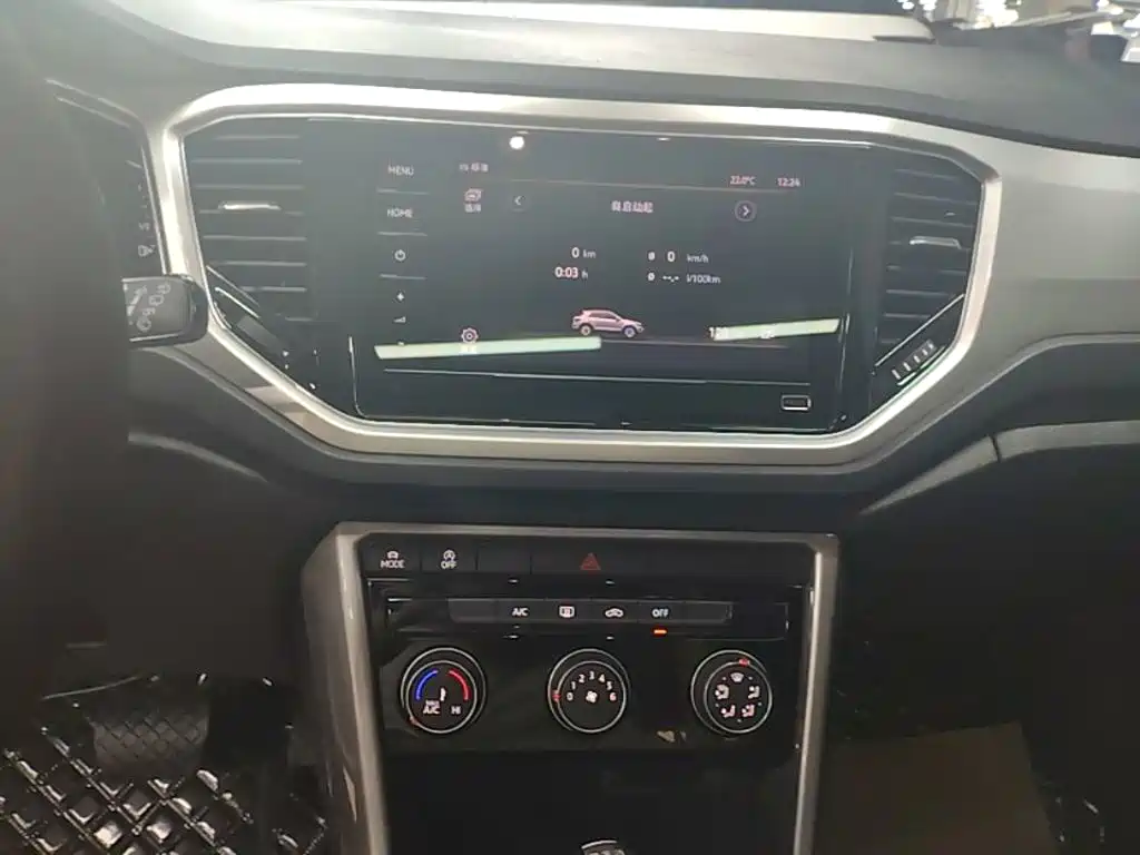 Volkswagen T-Roc 2022 — фото 13