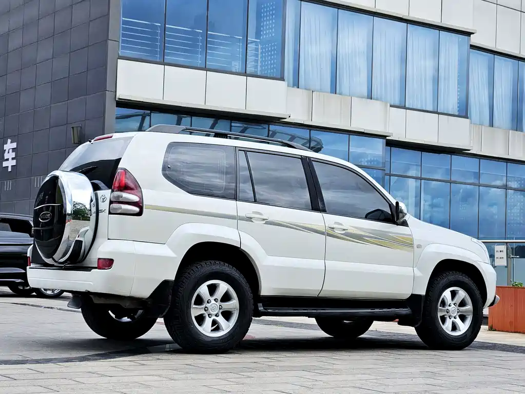 Toyota Prado 2006 — фото 10