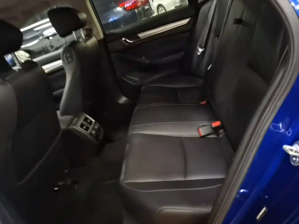 Honda Accord 2019 — фото 17