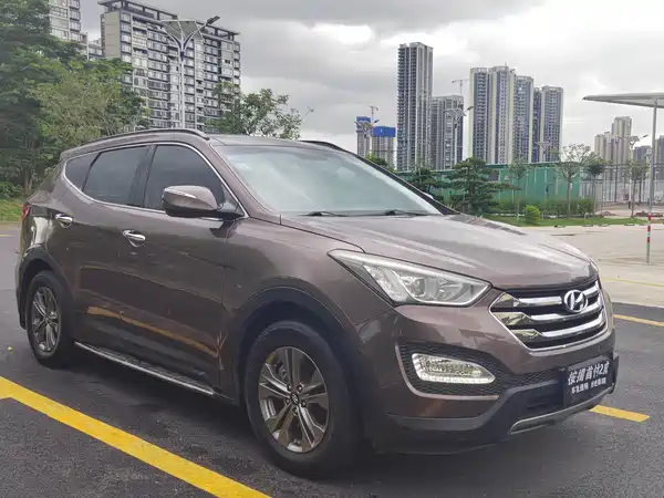 Hyundai Santa Fe 2014