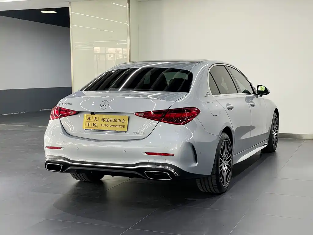 Mercedes-Benz C-Class 2023 — фото 4