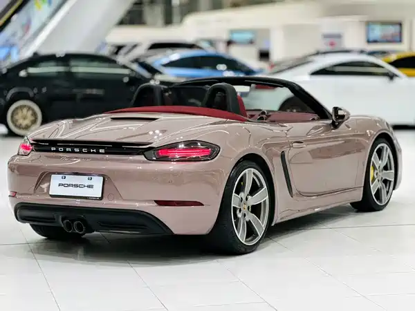 Porsche 718 2022