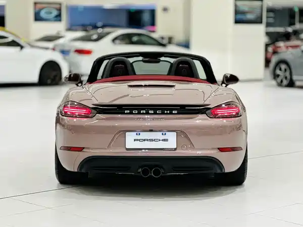 Porsche 718 2022
