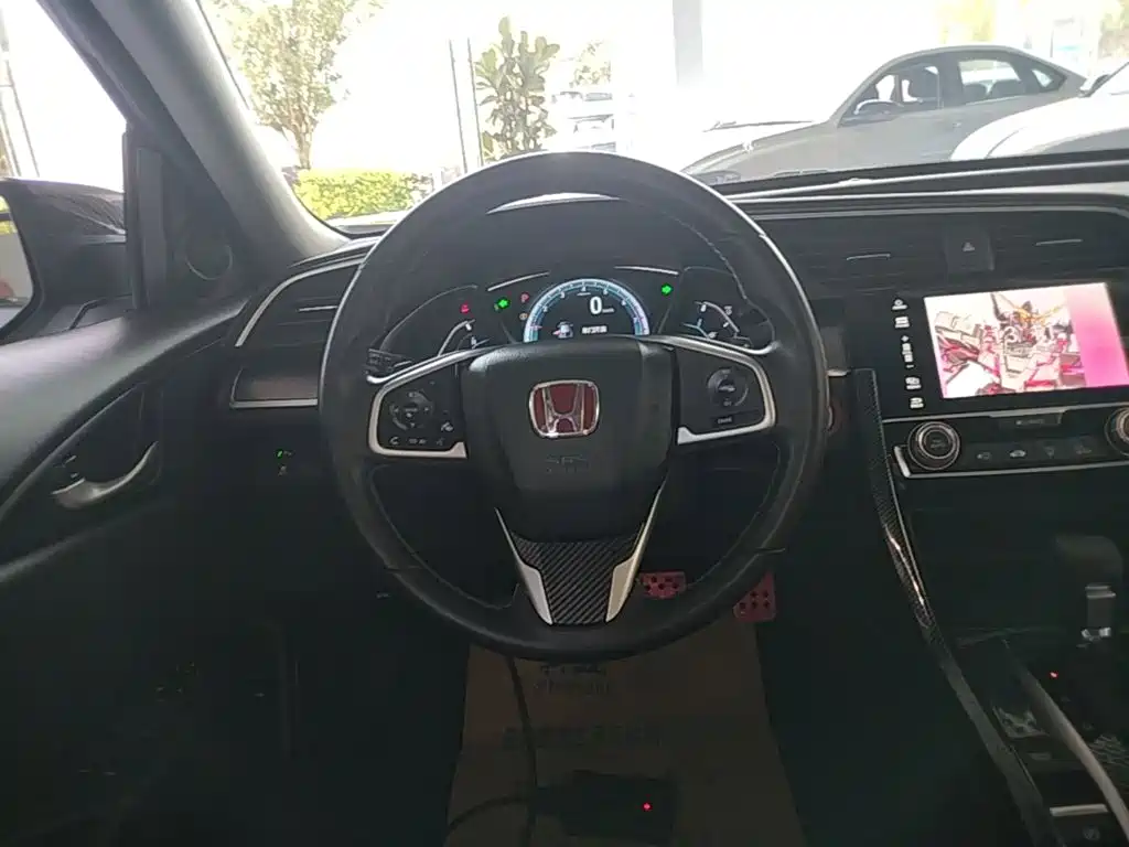 Honda Civic 2017 — фото 11