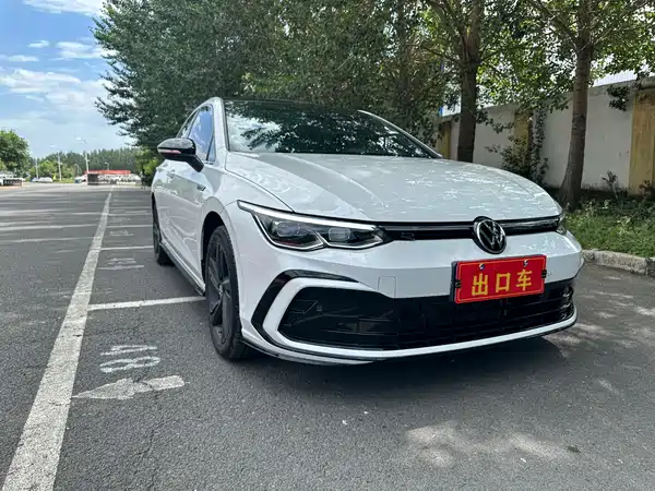 Volkswagen Golf 2023