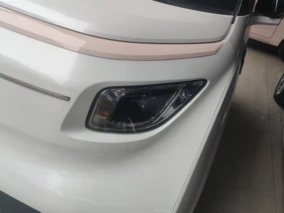 Wuling Nano EV 2021