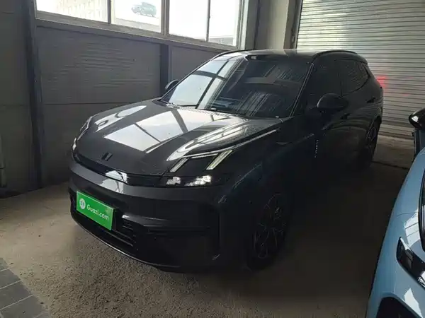 Lynk & Co 08 EM-P 2026