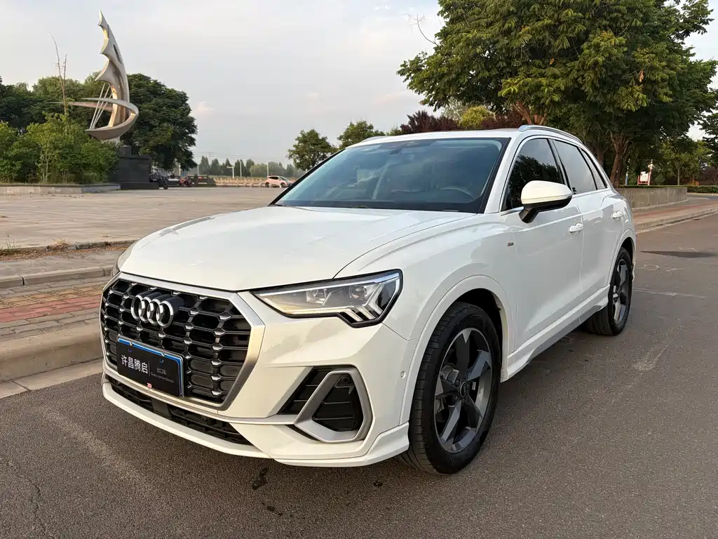 Audi Q3 2022
