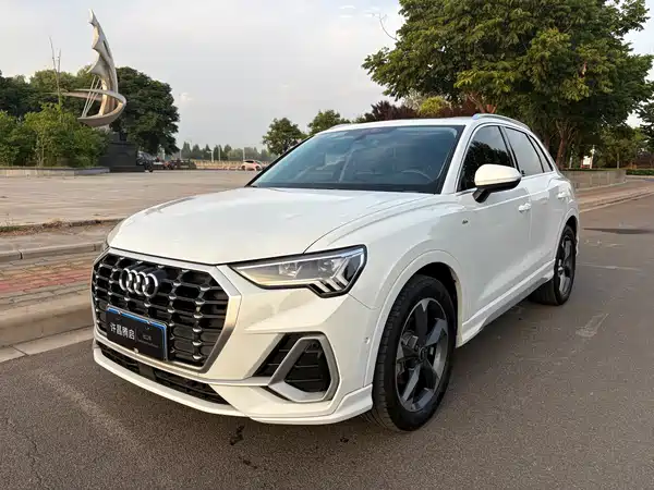 Audi Q3 2022