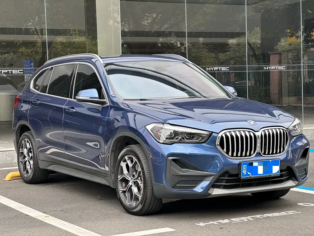 BMW X1 2021 — фото 3
