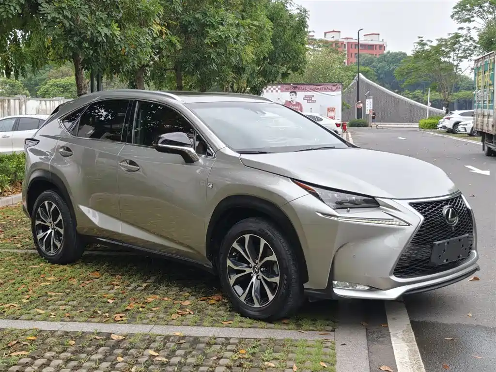 Lexus NX 2015 — фото 4