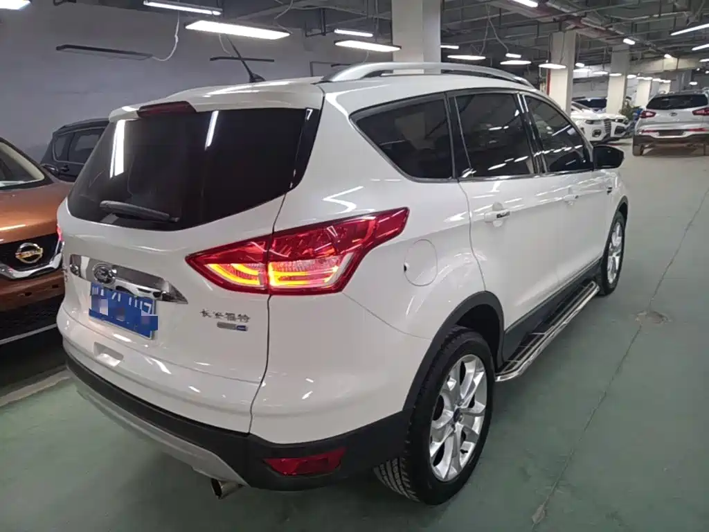 Ford Kuga 2014 — фото 7