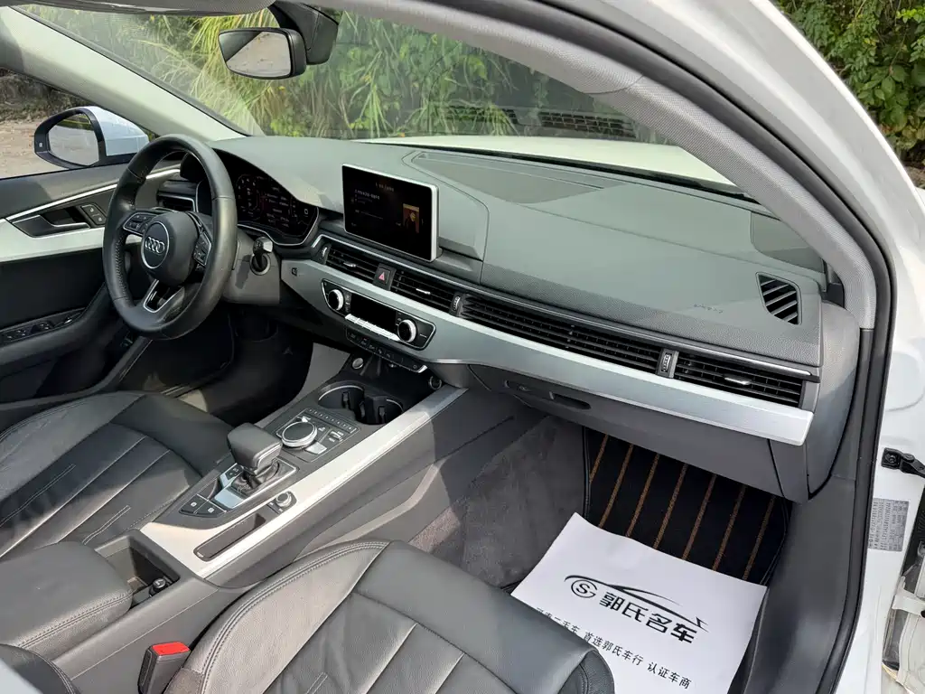 Audi A4L 2018 — фото 13