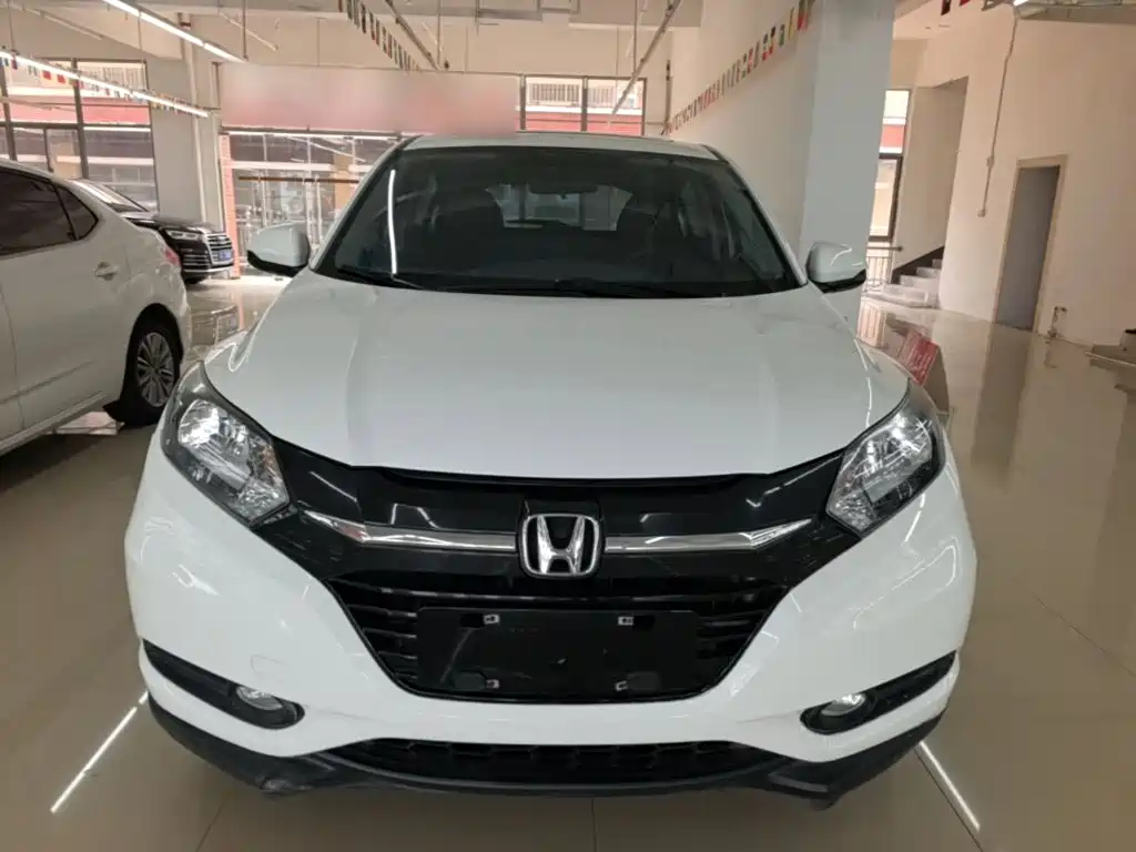 Honda Vezel 2016