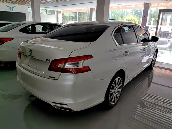 Peugeot 408 2017