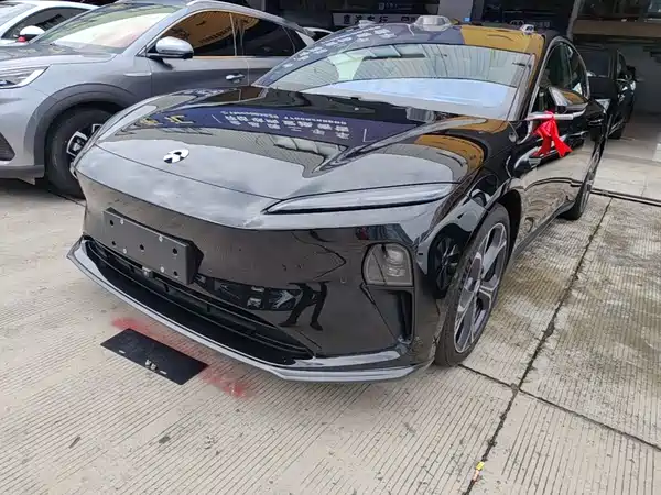 NIO ET5T 2025
