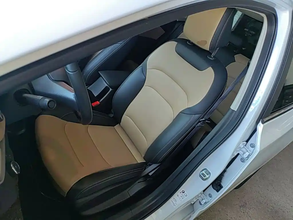 Chevrolet Cruze 2021 — фото 15