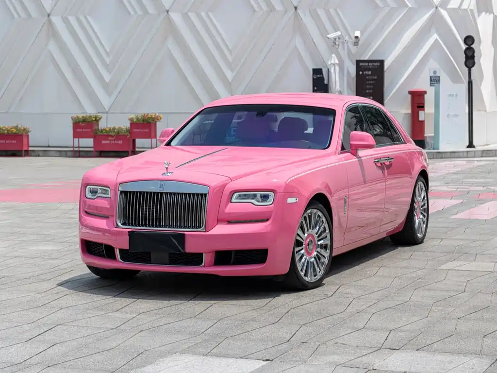 Rolls-Royce Ghost 2018 — фото 1