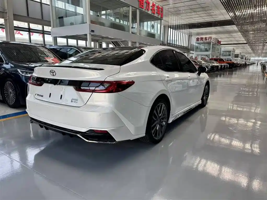 Toyota Camry 2024