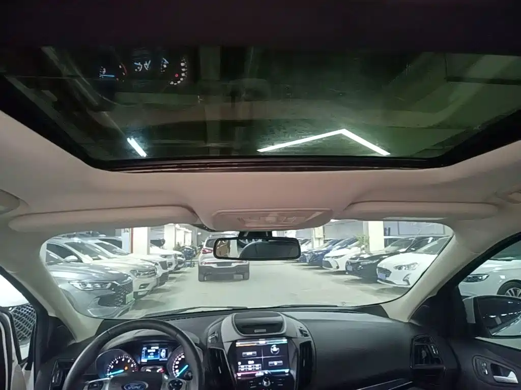 Ford Kuga 2014 — фото 18