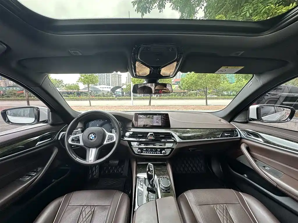 BMW 5 Series 2020