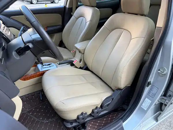 Hyundai Yuedong 2010
