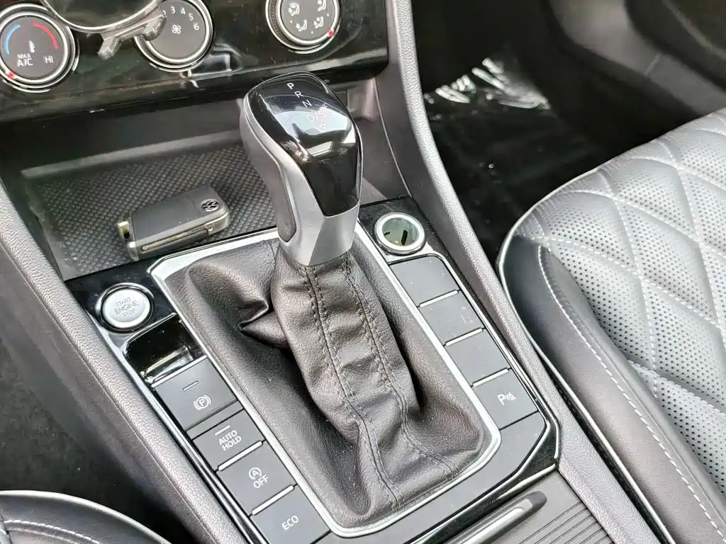 Volkswagen Sagitar 2023