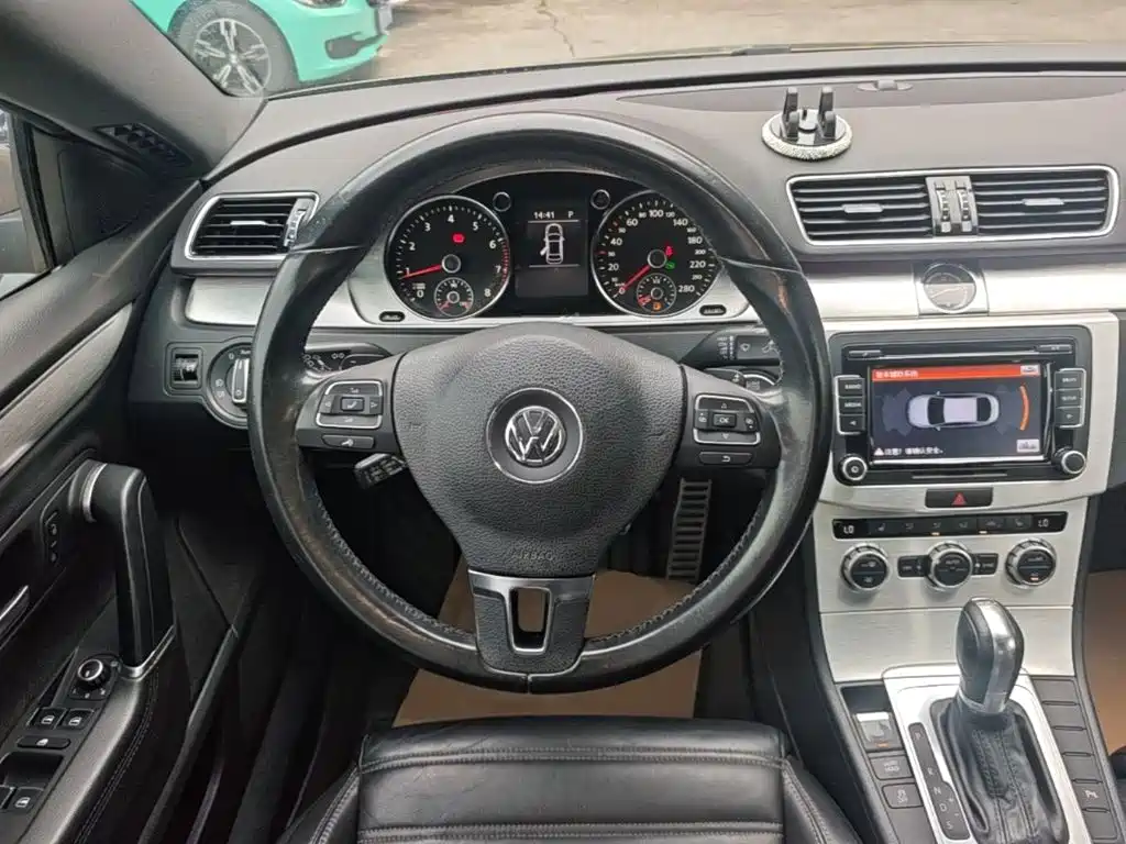 Volkswagen CC 2015 — фото 11