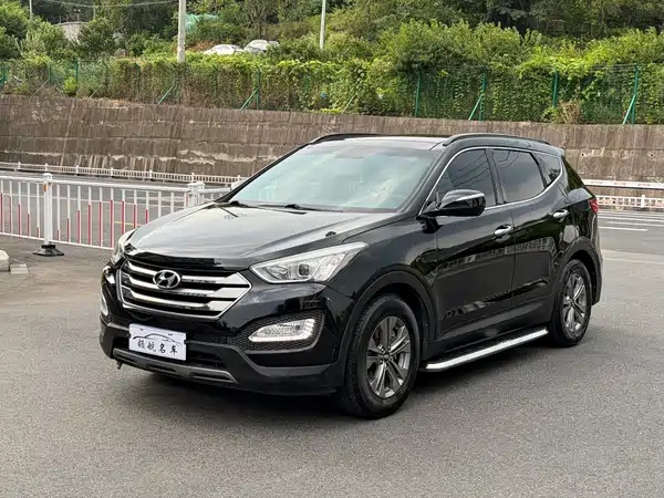 Hyundai Santa Fe 2016