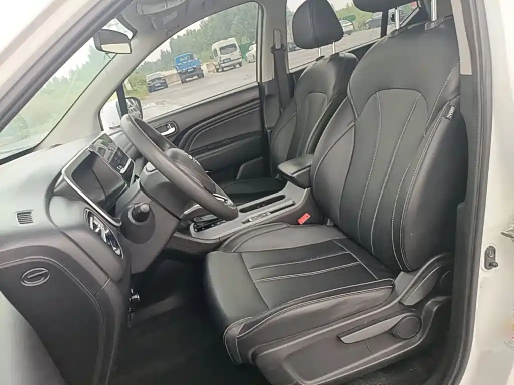 GAC Trumpchi GS3 2021 — фото 15