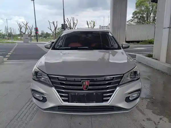 Roewe i5 2019