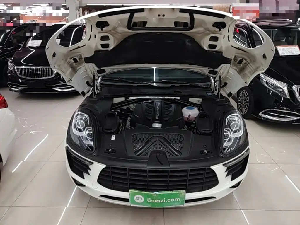 Porsche Macan 2017 — фото 20