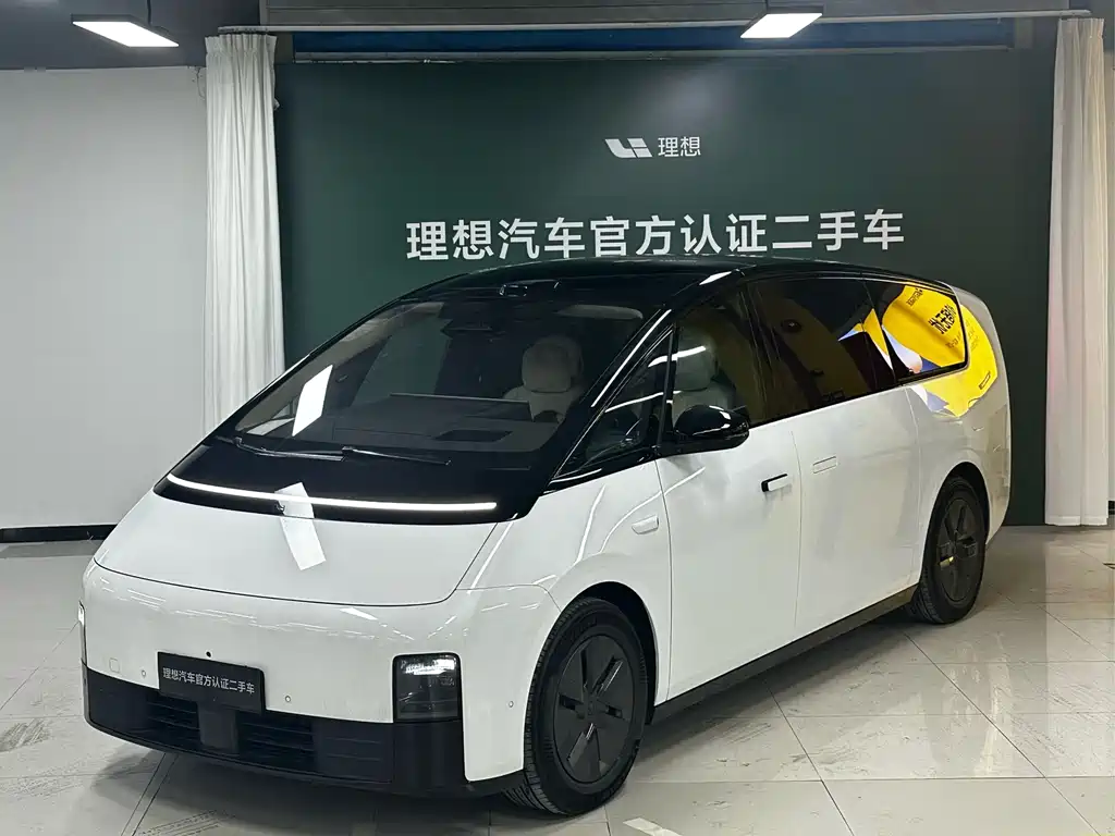 Li Auto Li MEGA 2025