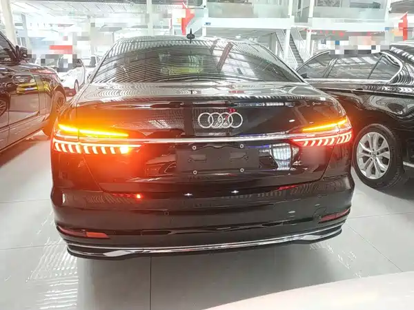 Audi A6L 2023