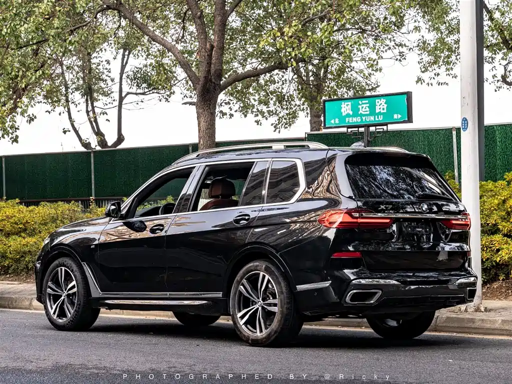 BMW X7 2020 — фото 16