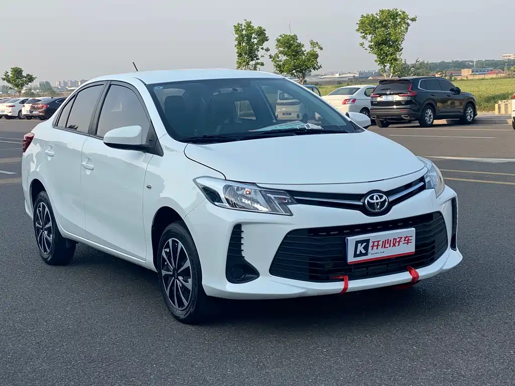 Toyota Vios 2022 — фото 3