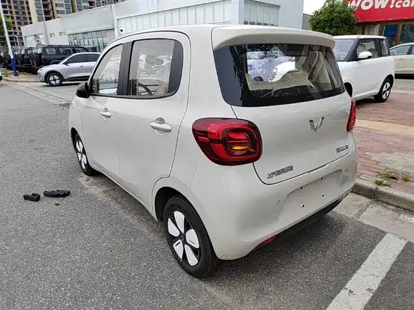 Wuling Hongguang MINIEV 2025