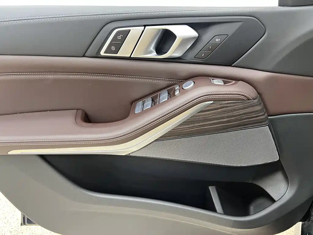 BMW X5 2025 — фото 12