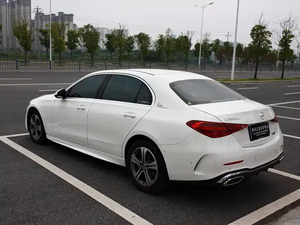 Mercedes-Benz C-Class 2022