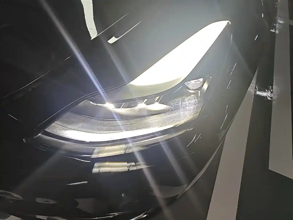 Tesla Model Y 2022 — фото 24