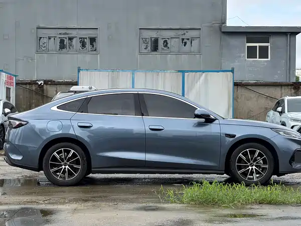 BYD Seal 06 2025