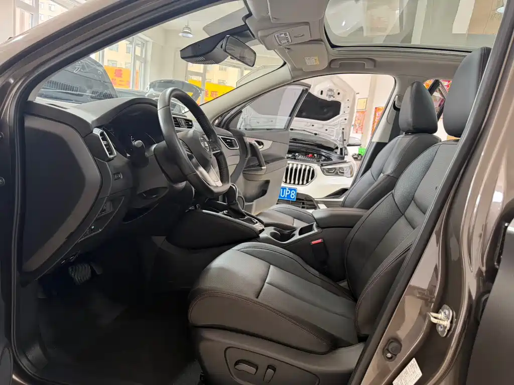 Nissan Qashqai 2023 — фото 8