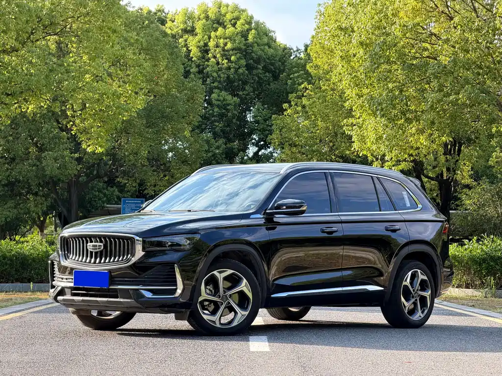 Geely Xingyue L 2024 — фото 1