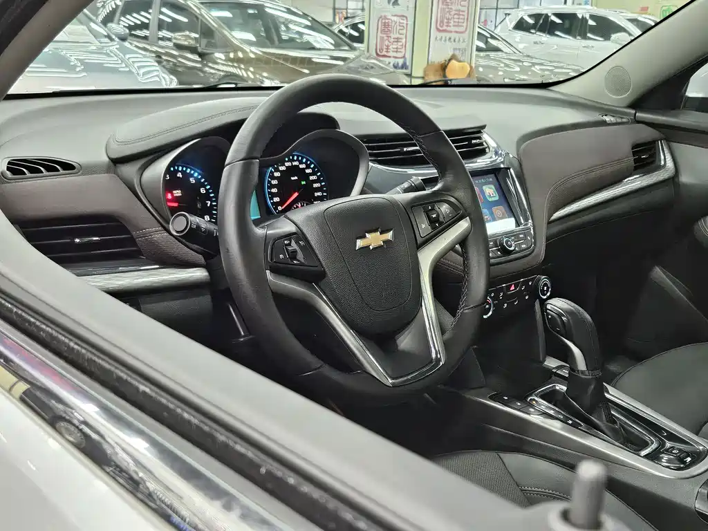Chevrolet Malibu 2017 — фото 16