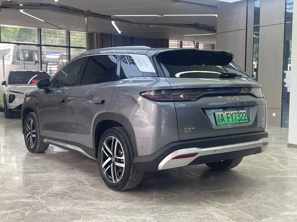 BYD L DM-i 2025 — фото 5